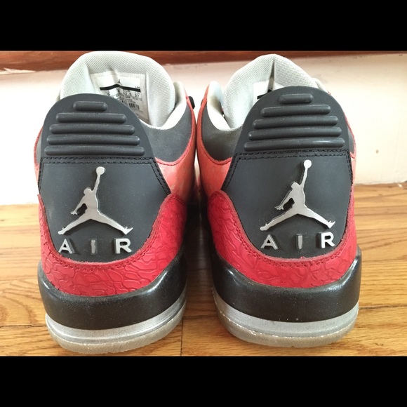 Nike Air Jordan 3 “Doernbecher” 2013 release size 9 - Picture 10 of 10